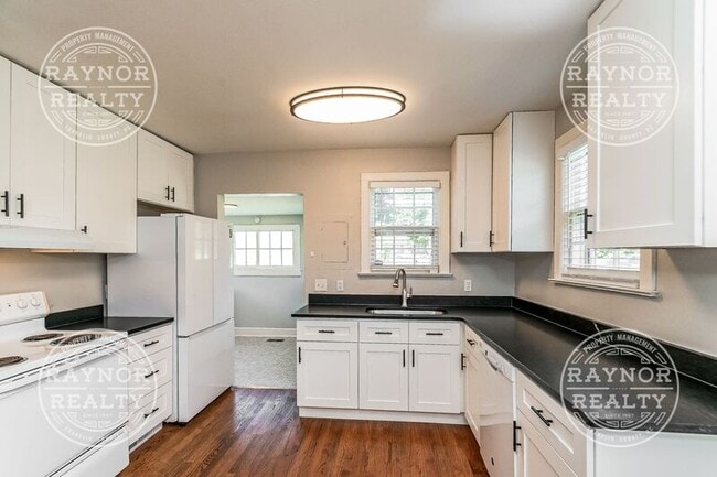 Photo - 1925 Washington St