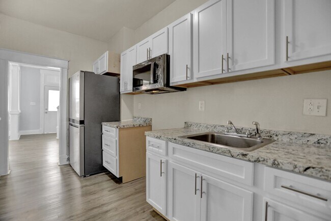 Photo - Spacious Renovated Baltimore Row-Home