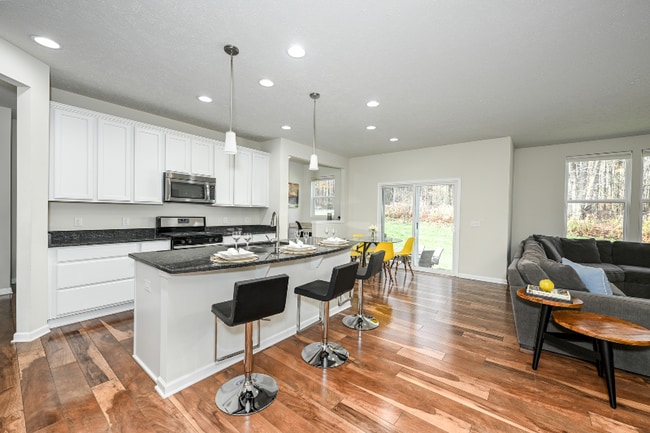 Photo - 4816 Lake View Dr