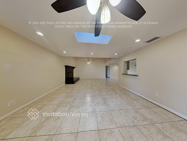 Photo - 7807 Capwood Ave