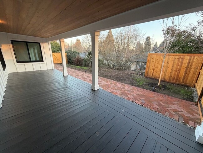 Photo - WAL2 - FULLY renovated 3 bed 1.5 bath on OAKWAY!