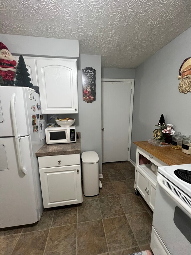 Photo - 1825 Koran Ave NW