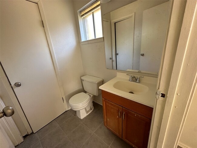 Photo - 14846 Waterside Dr