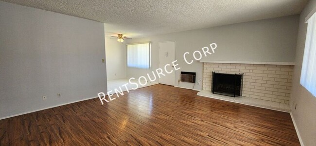 Photo - 1359 Springfield St Unit A