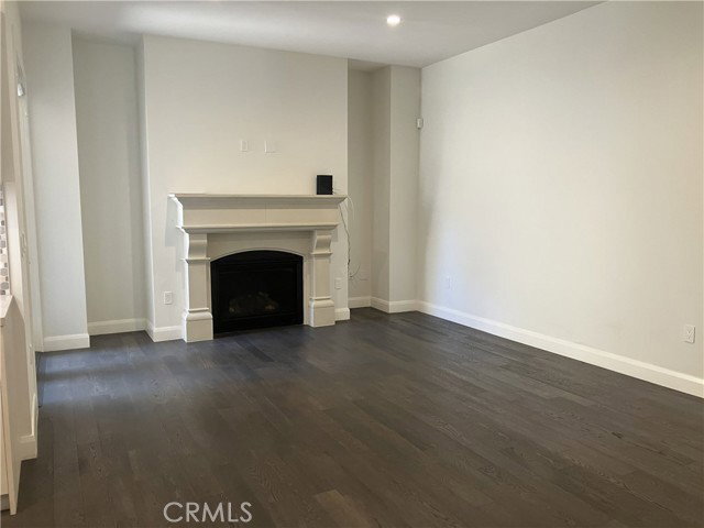 Photo - 378 W Green St