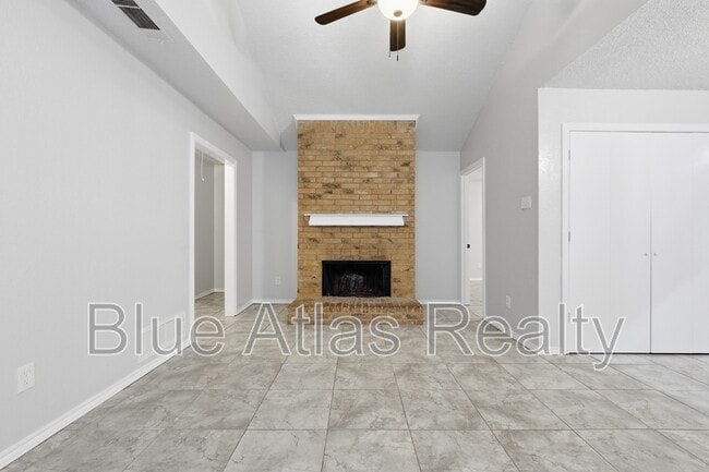 Photo - 711 Penn Pl