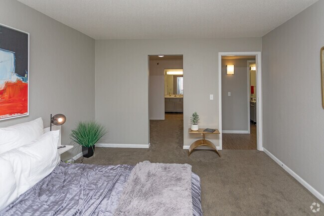 2BR, 2BA, Model - 1,104 SF