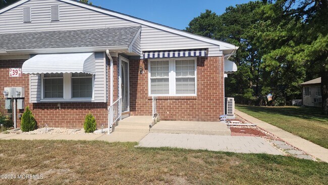 Photo - 39C Stonybrook Rd House