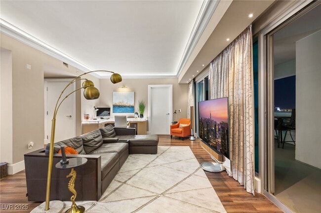 Building Photo - 2700 S Las Vegas Blvd Unit 3705 Rental