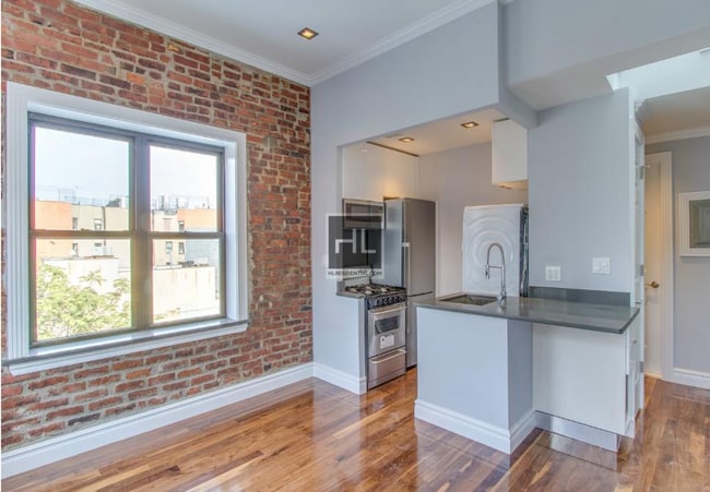 Building Photo - Avenue B Rental