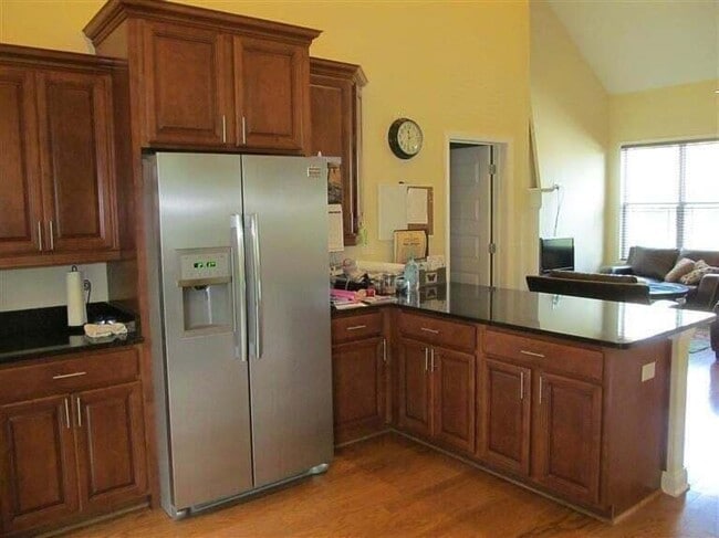 Photo - 382 Preston Ave