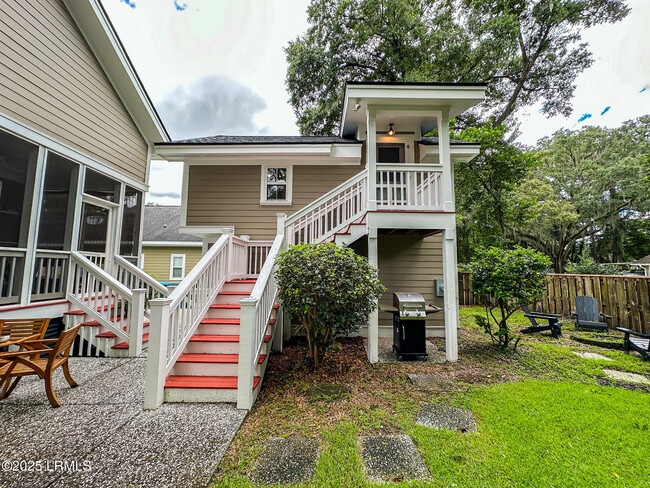Photo - 6 Carolina Village Cir