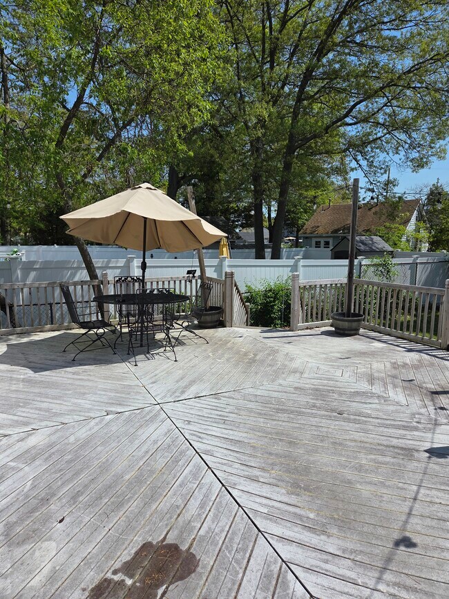 Photo - 712 Morris Blvd