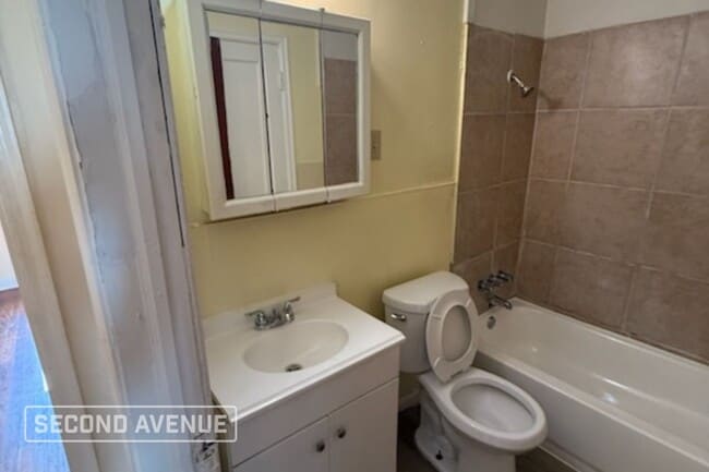 Photo - 2731 Jeffrey Ave