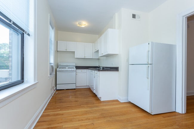 Photo - 340 Park Ave Unit J00P