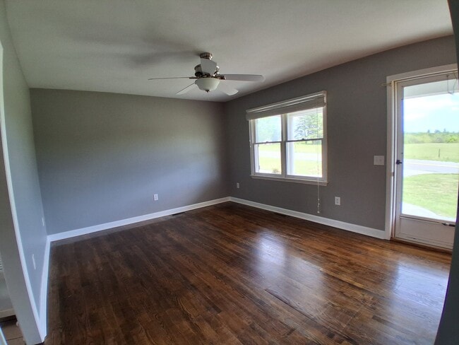 Photo - 613 Timber Ridge Rd