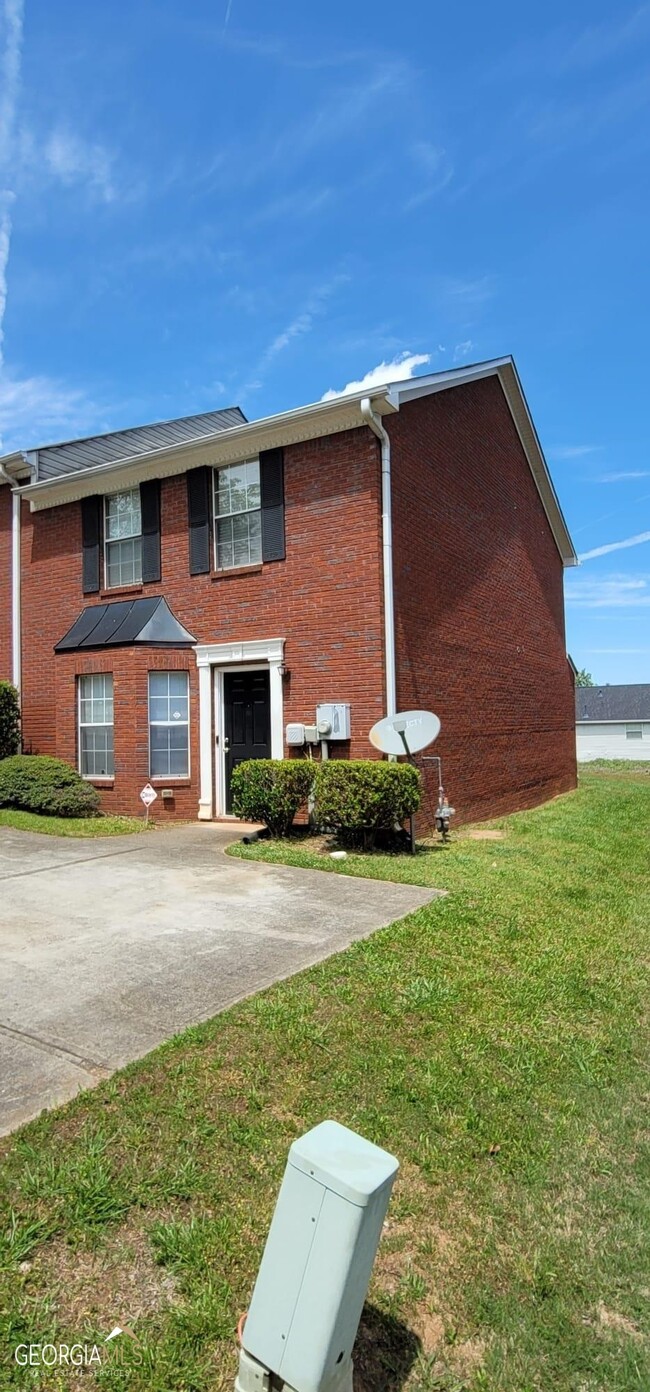 Photo - 5706 Wind Gate Ln Townhome