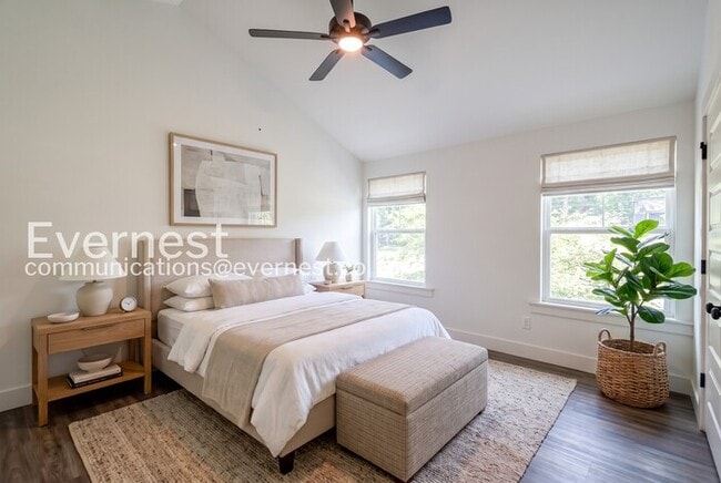Photo - 4 Bed & 2 Bath House in Chattanooga / Pet-Friendly / Available Now!