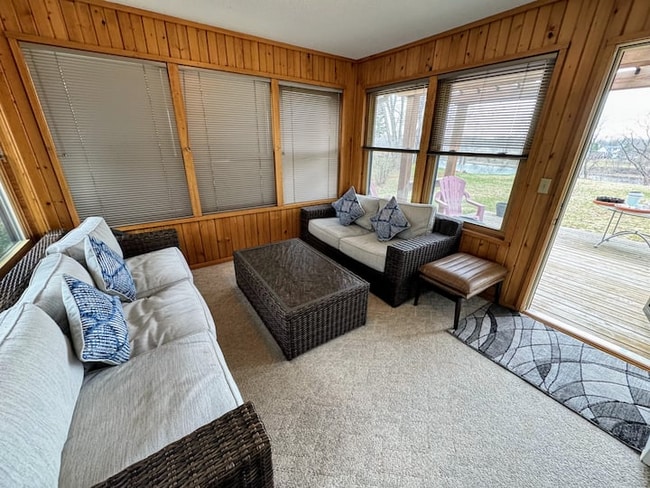 Photo - 13918 Riverview Dr NW