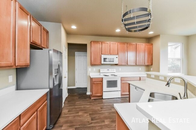 Photo - 7974 Irish Dr