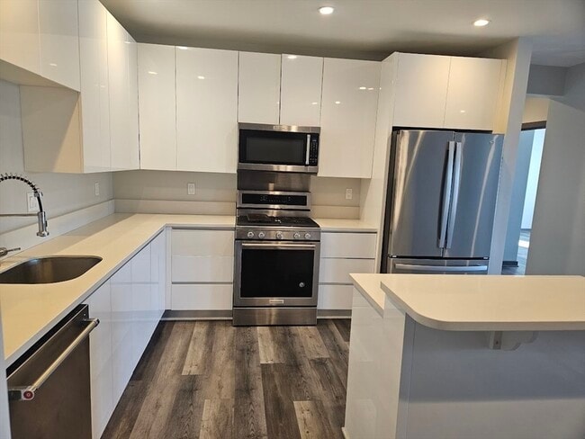 Photo - 145 Newbury Ave Unit 8