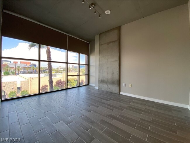 Photo - 353 E Bonneville Ave Unit 339