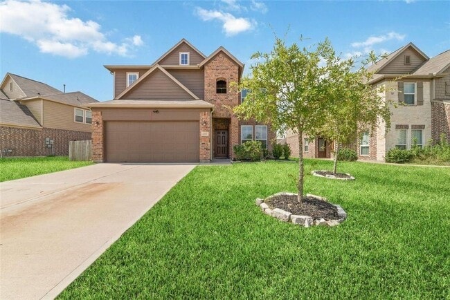 Building Photo - 2707 Golden Hills Ct