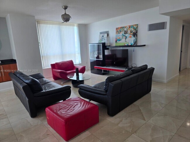 Photo - 610 W Las Olas Blvd Unit 1912N
