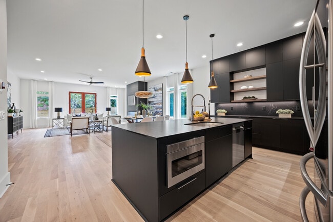 Photo - 4709 Walden Ct