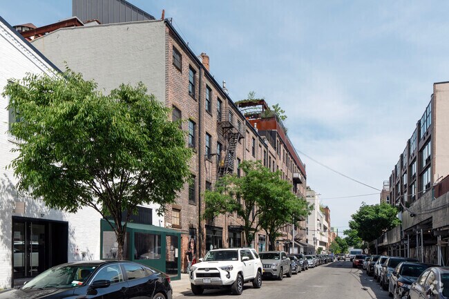 Photo - 101 N 10th St