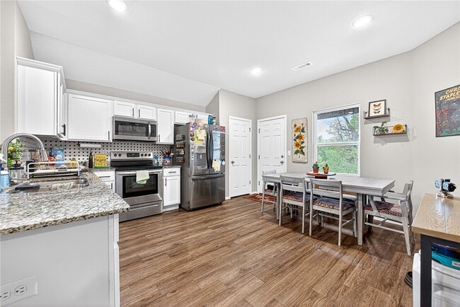 Photo - 967 E Sparrow Cir