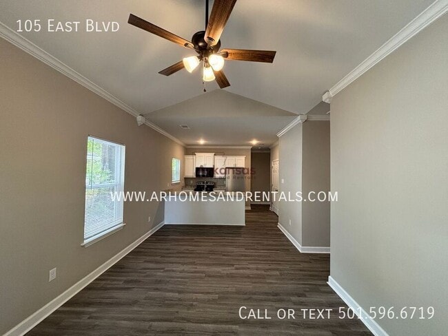 Photo - 105 East Blvd