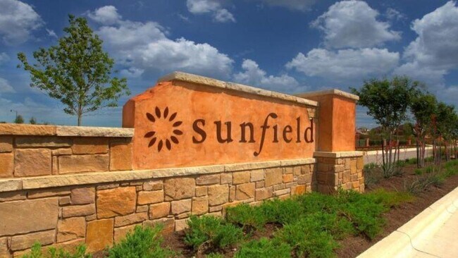 Photo - 408 Kapok St House