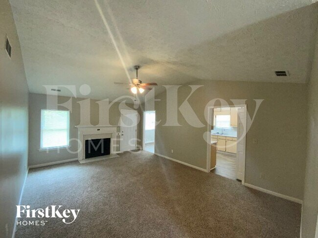 Photo - 5992 Homestead Cir