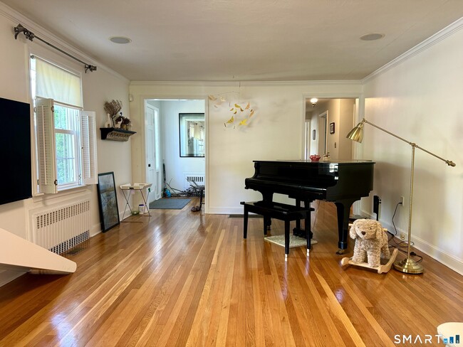 Photo - 330 Ridge Rd