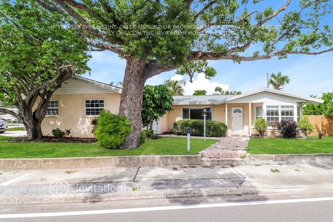 Building Photo - 6834 113th St Rental
