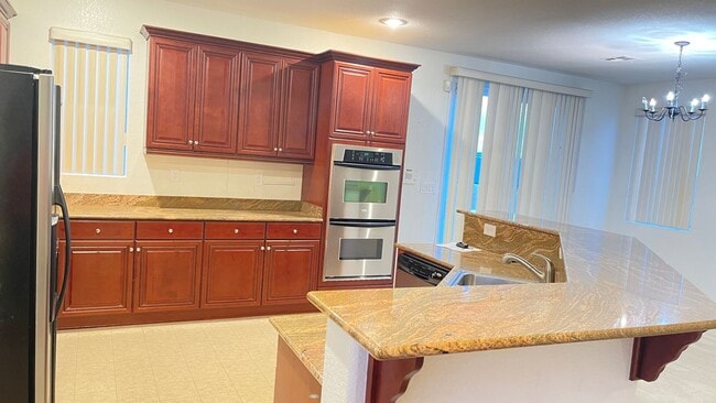 Photo - BEAUTIFUL 2,327 SQ FT, 3 BDRM, 2.5 BTHRM, 2 CAR GARAGE, LOCATED NEAR SCHOOLS, SHOPPING, HOSPITAL ...