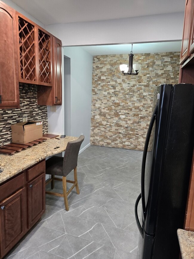 Building Photo - 1083 Thomas S Boyland St Unit 2