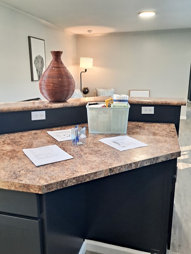 Photo - 85 Deerwood Park