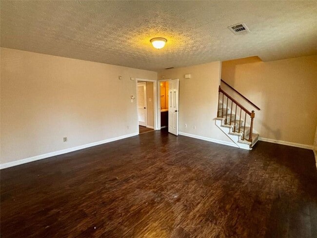 Photo - 1591 Harbins Rd NW