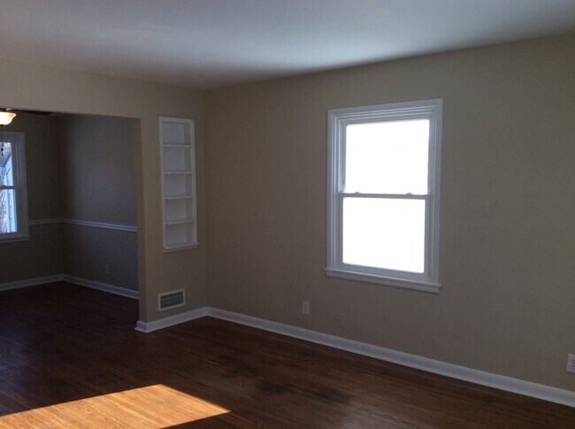 Photo - Indianapolis West side - 4 BR home