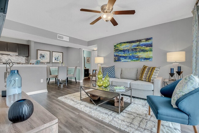 Photo - Lakeside Central Apartments