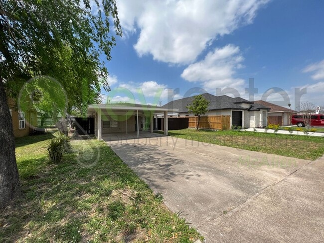 Photo - Beautiful 4bed/3 bath Home in McAllen