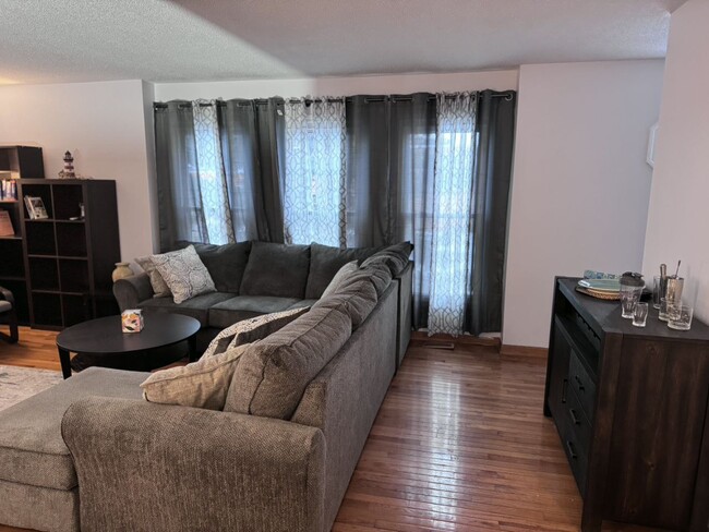 Photo - 161 Fairview Ave Unit 161