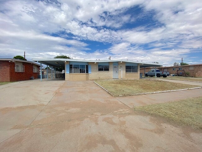 Northeast El Paso 4bed/2bath - Northeast El Paso 4bed/2bath House
