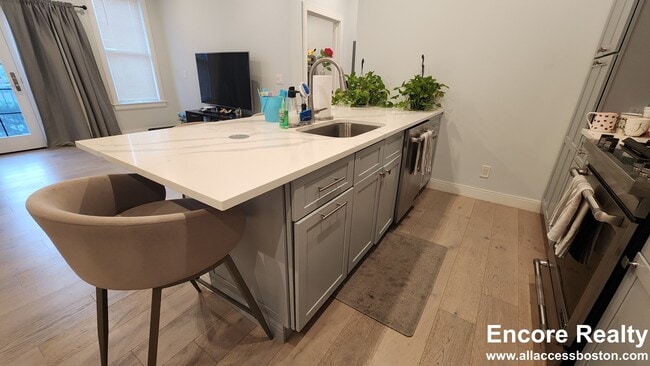 Photo - 32 Cummins Hwy Unidad 2