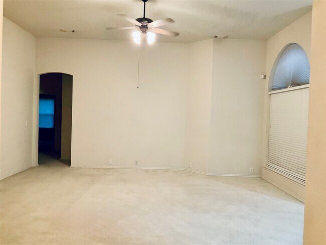 Photo - 3227 Farrel Hill St