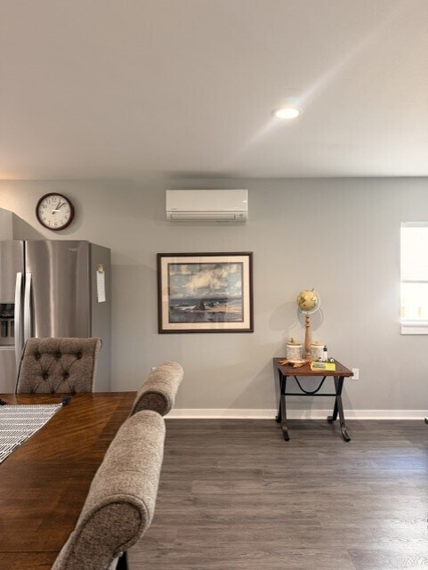 Photo - 835 N 1st St