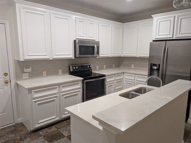 Photo - 1405 Rosalie St