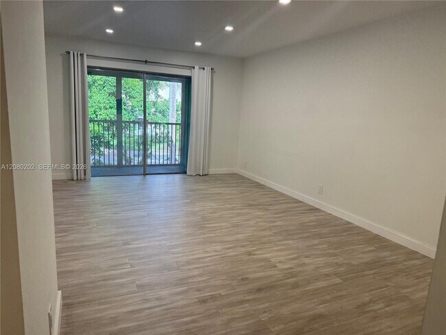 8750 Royal Palm Blvd Unit 201-3